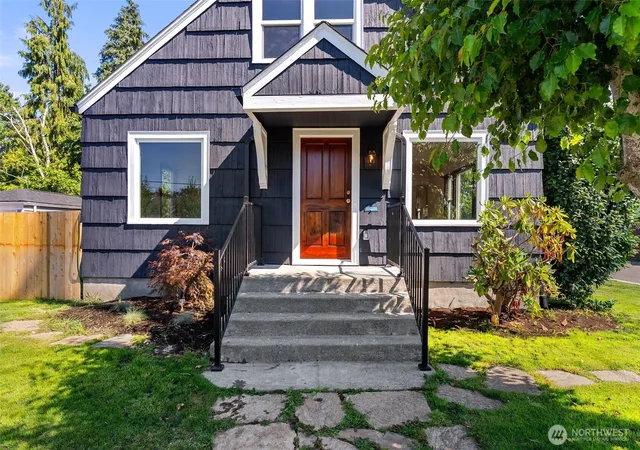 Photo 2 of Single family home for sale at 125 S 64th Street, Tacoma, WA 98408 | MLS# NWM2555972 | Listing updated on 2026-09-24