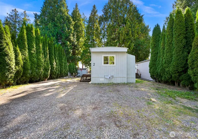 Photo 3 of Manufactured home for sale at 4621 East St #2, Blaine, WA 98230 | MLS# NWM2556104 | Listing updated on 2026-10-02