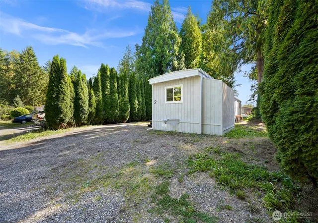 Photo 3 of Manufactured home for sale at 4621 East St #2, Blaine, WA 98230 | MLS# NWM2556104 | Listing updated on 2026-10-02