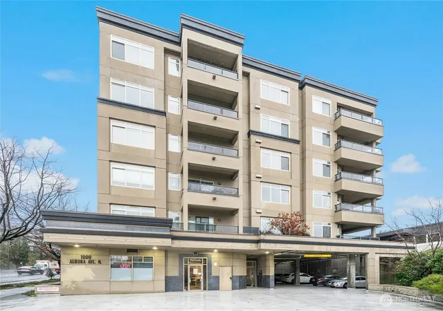 Photo 4 of Condo for sale at 1000 N Aurora Ave #409, Seattle, WA 98109 | MLS# NWM2556292 | Listing updated on 2026-09-22
