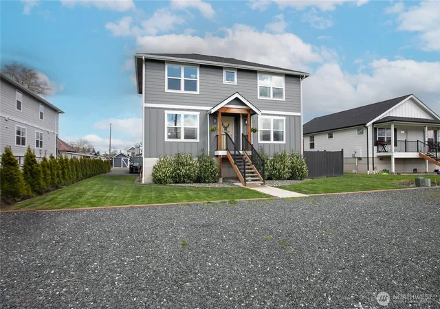 Photo 1 of Single family home for sale at 226 Morton St, Sumas, WA 98295 | MLS# NWM2556545 | Listing updated on 2026-09-18