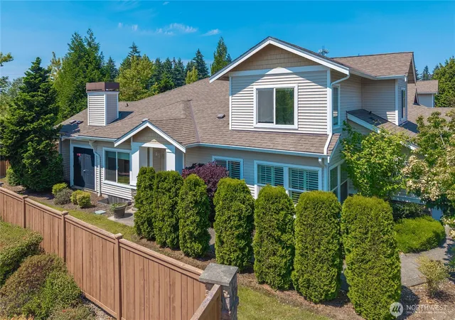 Photo 3 of Townhouse for sale at 5909 Panorama Dr SE #21-101, Auburn, WA 98092 | MLS# NWM2556579 | Listing updated on 2026-10-01