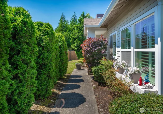 Photo 4 of Townhouse for sale at 5909 Panorama Dr SE #21-101, Auburn, WA 98092 | MLS# NWM2556579 | Listing updated on 2026-10-01
