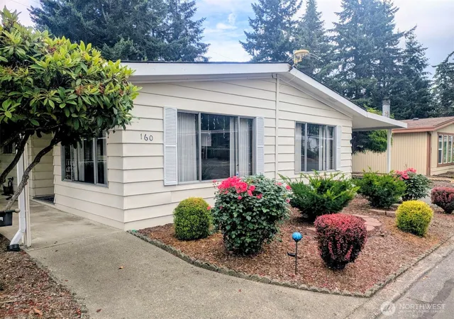 Photo 2 of Manufactured home for sale at 201 Union Ave Se #160, Renton, WA 98059 | MLS# NWM2556736 | Listing updated on 2026-09-17