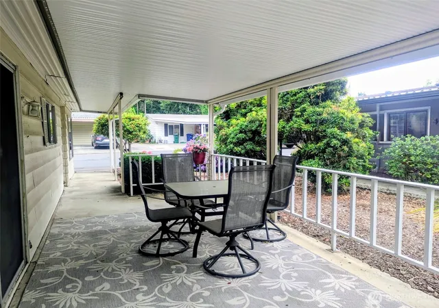 Photo 3 of Manufactured home for sale at 201 Union Ave SE #160, Renton, WA 98059 | MLS# NWM2556736 | Listing updated on 2026-09-17