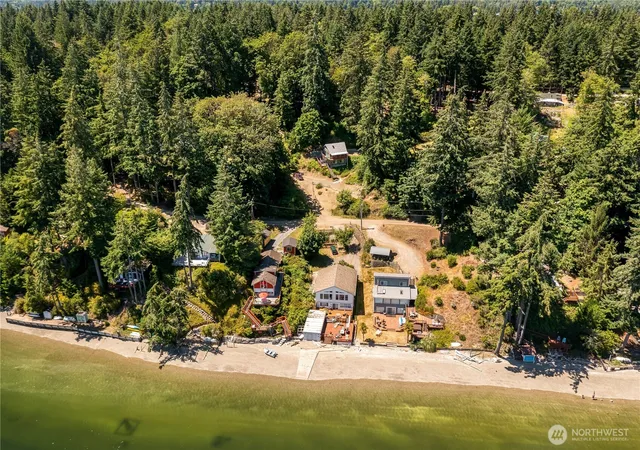 Photo 3 of Single family home for sale at 310 Fir Ln Nw, Lakebay, WA 98349 | MLS# NWM2556878 | Listing updated on 2026-09-16