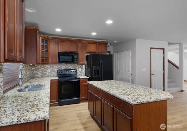 Photo 2 of Single family home for sale at 8512 205th Street Ct E, Spanaway, WA 98387 | MLS# NWM2557047 | Listing updated on 2026-09-29