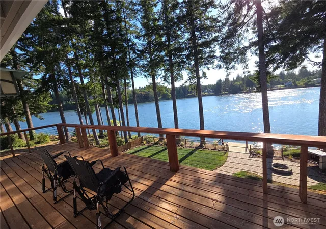 Photo 4 of Single family home for sale at 232 E Libby Rd W, Shelton, WA 98584 | MLS# NWM2557189 | Listing updated on 2026-09-26