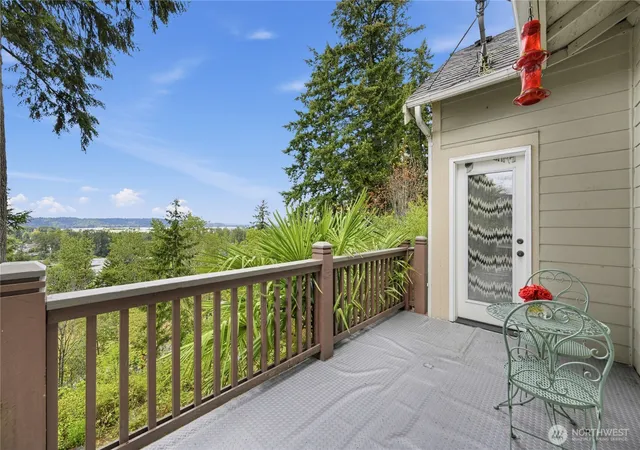 Photo 3 of Single family home for sale at 409 SE 50th Street, Auburn, WA 98092 | MLS# NWM2557194 | Listing updated on 2026-09-22