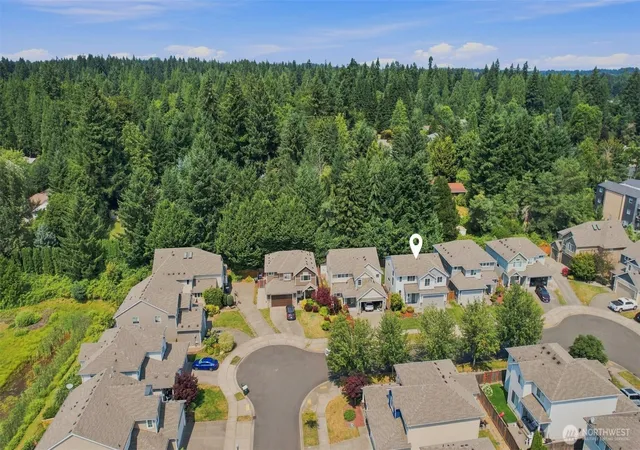 Photo 3 of Sale Pending at 5023 Black Rock Loop SE, Olympia, WA 98501 | MLS# NWM2557215 | Listing updated on 2026-09-17