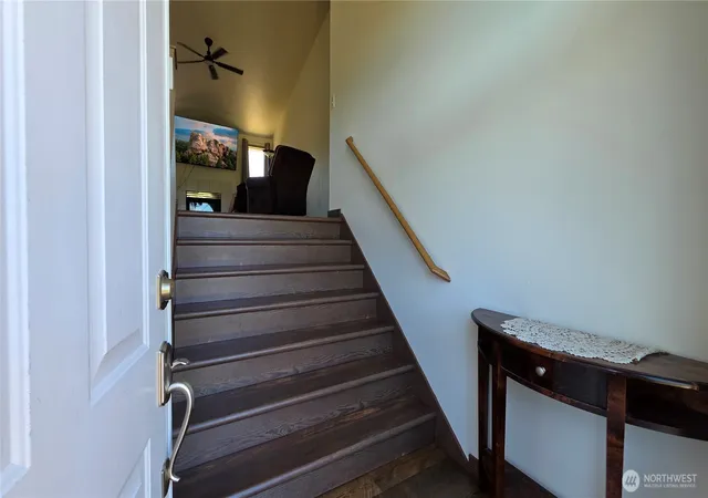 Photo 2 of Contingent at 128 Berggren Rd N, Eatonville, WA 98328 | MLS# NWM2557216 | Listing updated on 2026-09-18