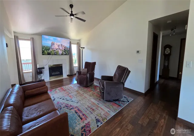 Photo 3 of Single family home for sale at 128 Berggren Rd N, Eatonville, WA 98328 | MLS# NWM2557216 | Listing updated on 2026-09-18