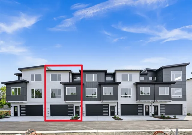 Photo 2 of Townhouse for sale at 219 Prince Ave #104, Bellingham, WA 98226 | MLS# NWM2557361 | Listing updated on 2026-10-02