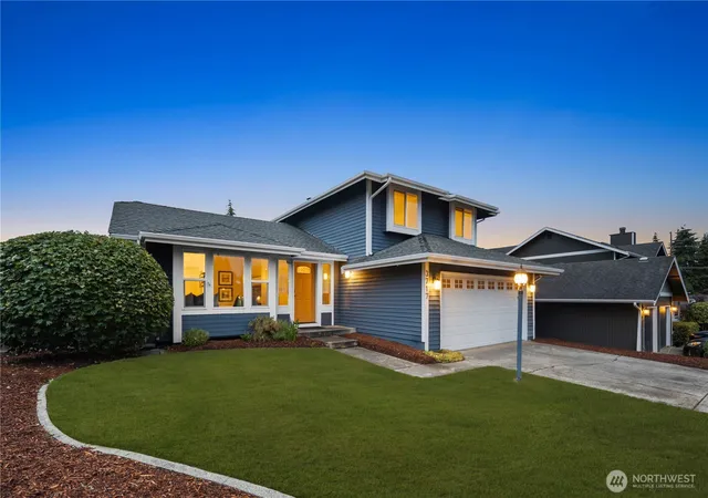 Photo 3 of Single family home for sale at 3717 Commencement Bay Dr, Tacoma, WA 98407 | MLS# NWM2557877 | Listing updated on 2026-09-28