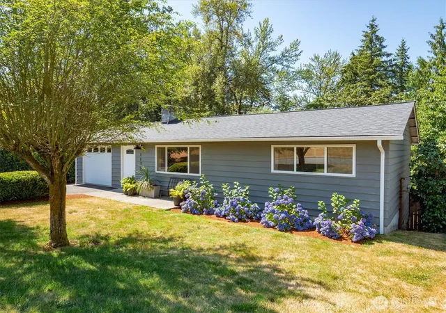 Photo 3 of Single family home for sale at 11253 145th Avenue Se, Renton, WA 98059 | MLS# NWM2557949 | Listing updated on 2026-10-01