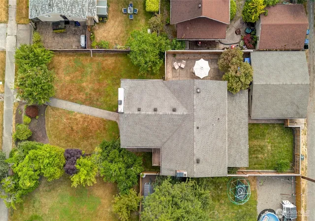 Photo 3 of Single family home for sale at 4408 N 9th Street, Tacoma, WA 98406 | MLS# NWM2558141 | Listing updated on 2026-09-22