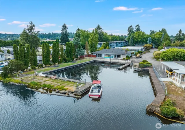 Photo 3 of Manufactured home for sale at 7301 NE 175th Street #101, Kenmore, WA 98028 | MLS# NWM2558196 | Listing updated on 2026-09-17