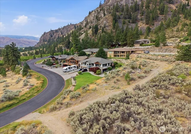Photo 3 of Land for sale at 15316 Lakeview St, Entiat, WA 98822 | MLS# NWM2558263 | Listing updated on 2026-09-16