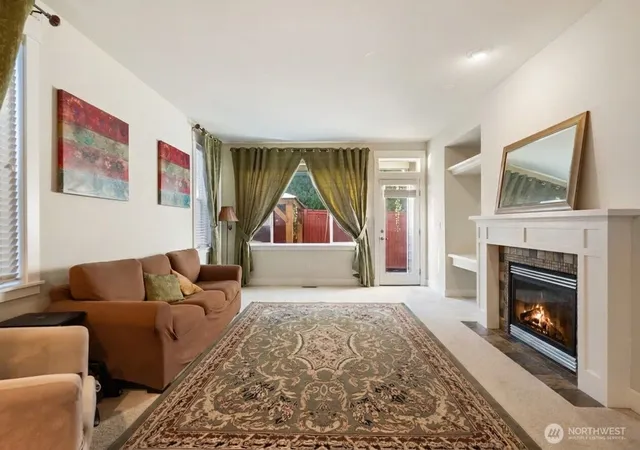 Photo 3 of Single family home for sale at 17252 NE 119th Way, Redmond, WA 98052 | MLS# NWM2558279 | Listing updated on 2026-09-23