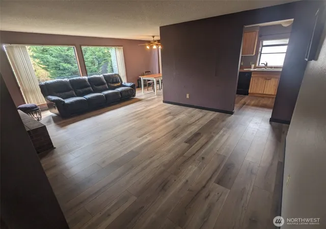 Photo 3 of Single family home for sale at 22718 Se 321st Place, Kent, WA 98042 | MLS# NWM2559159 | Listing updated on 2026-09-29