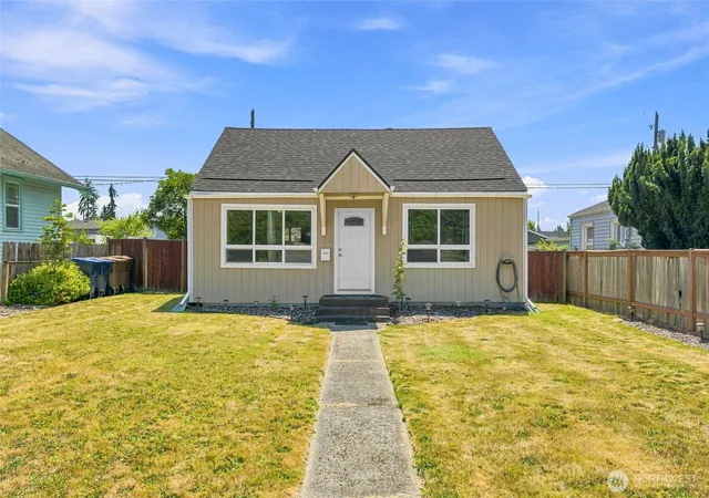 Photo 1 of Single family home for sale at 1016 E 61st Street, Tacoma, WA 98404 | MLS# NWM2559432 | Listing updated on 2026-09-17