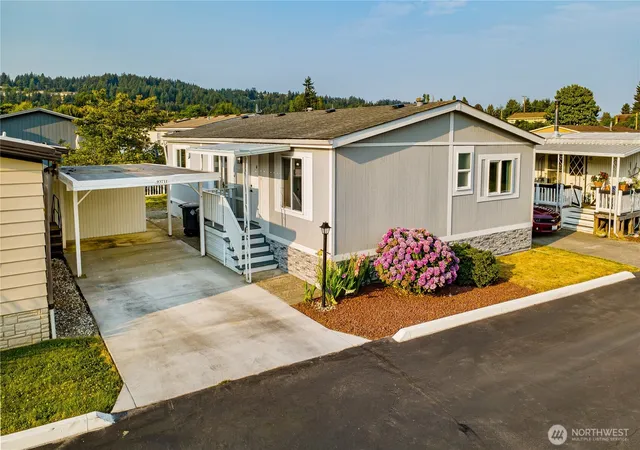 Photo 1 of Manufactured home for sale at 10711 62nd Street E, Puyallup, WA 98372 | MLS# NWM2559706 | Listing updated on 2026-09-30