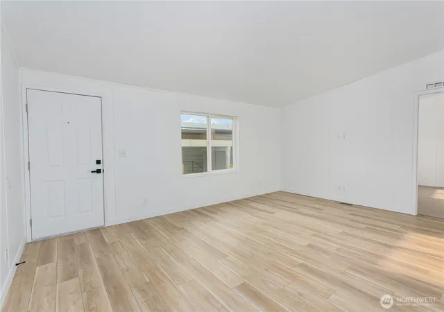 Photo 4 of Manufactured home for sale at 10711 62nd Street E, Puyallup, WA 98372 | MLS# NWM2559706 | Listing updated on 2026-09-30