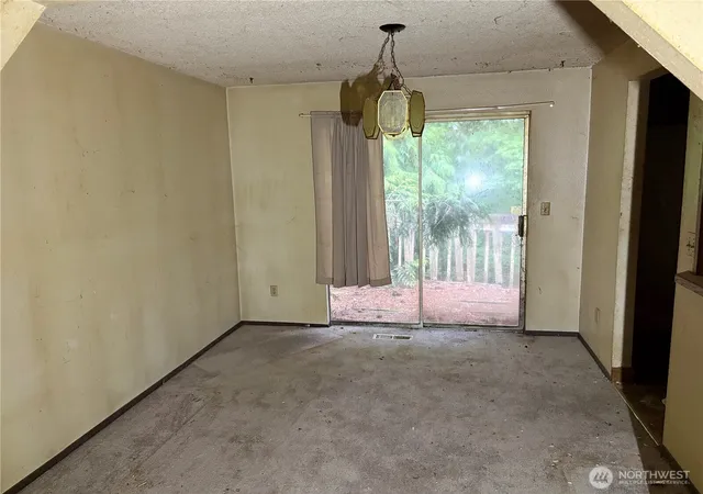 Photo 3 of Single family home for sale at 17628 Palomino Dr, Bothell, WA 98012 | MLS# NWM2559825 | Listing updated on 2026-10-02