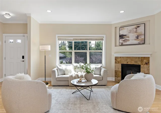 Photo 3 of Townhouse for sale at 9541 Slater Ave Ne, Kirkland, WA 98033 | MLS# NWM2560053 | Listing updated on 2026-09-25