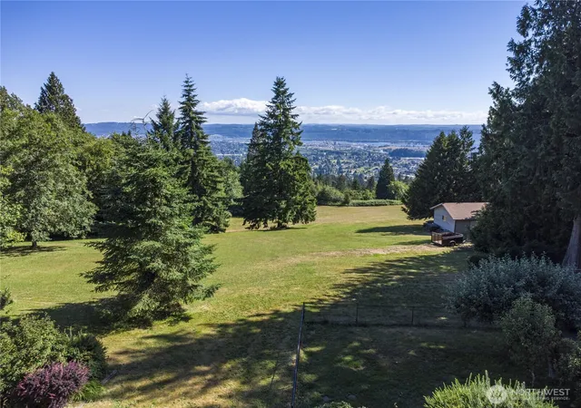 Photo 3 of Single family home for sale at 862 Lone Oak Rd, Longview, WA 98632 | MLS# NWM2560304 | Listing updated on 2026-09-17
