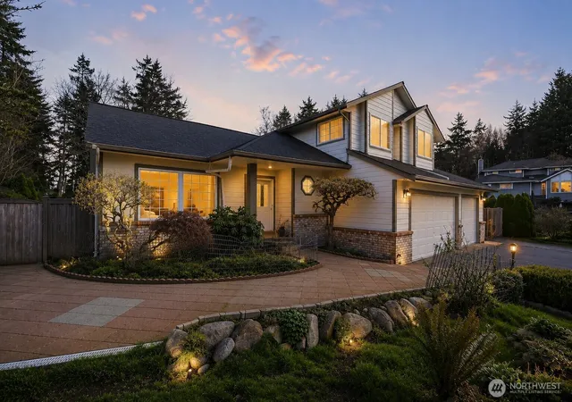Photo 1 of Single family home for sale at 844 Holbeck Dr, Camano Island, WA 98282 | MLS# NWM2560587 | Listing updated on 2026-09-18