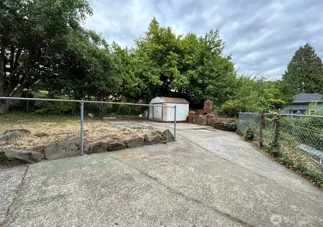 Photo 3 of Single family home for sale at 6538 51st Avenue S, Seattle, WA 98118 | MLS# NWM2560596 | Listing updated on 2026-10-01