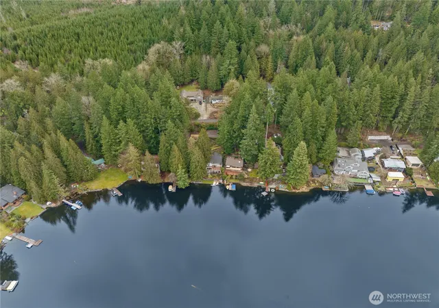 Photo 2 of Sale Pending at 3866 E Ames Lake Dr Ne, Redmond, WA 98053 | MLS# NWM2560702 | Listing updated on 2026-09-24