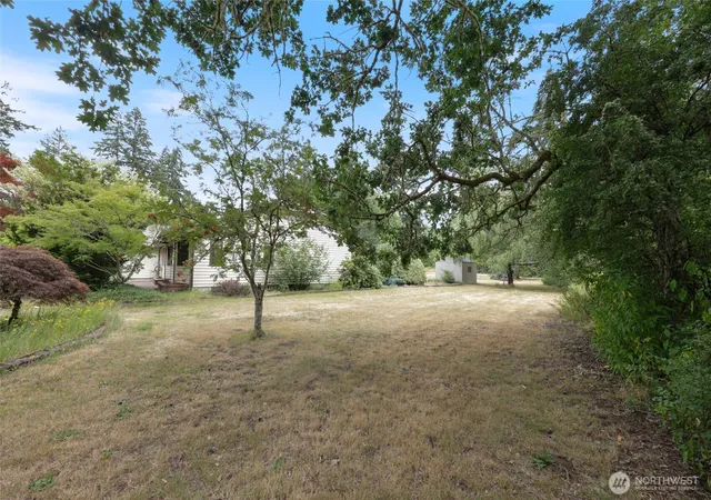 Photo 4 of Sale Pending at 9126 58th Avenue SE, Olympia, WA 98513 | MLS# NWM2560745 | Listing updated on 2026-09-16