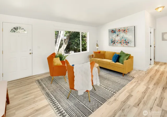 Photo 3 of Sale Pending at 17404 10th Avenue Ne #17408, Shoreline, WA 98155 | MLS# NWM2561056 | Listing updated on 2026-09-25