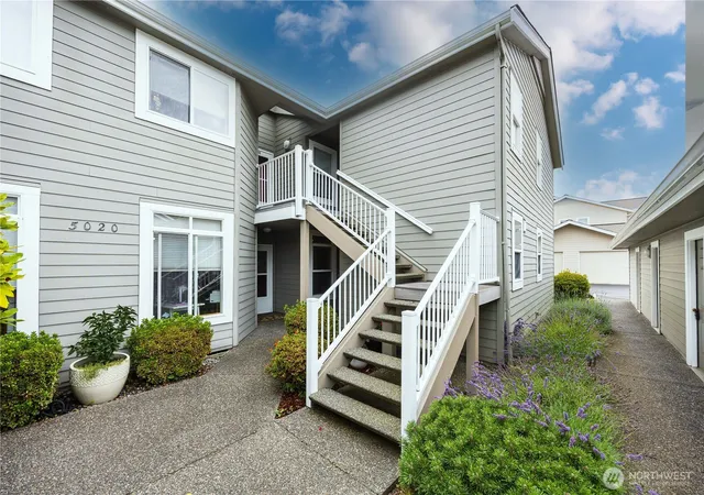 Photo 1 of Sale Pending at 5020 Festival Blvd #1D, Bellingham, WA 98226 | MLS# NWM2561127 | Listing updated on 2026-09-17