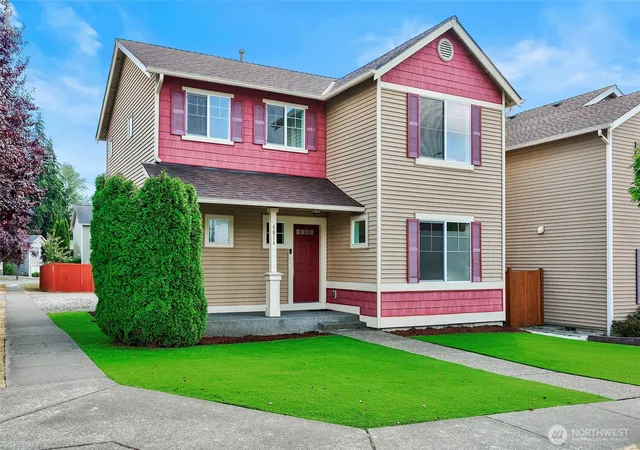 Photo 1 of Single family home for sale at 4014 153rd Pl Se, Bothell, WA 98012 | MLS# NWM2561678 | Listing updated on 2026-10-01