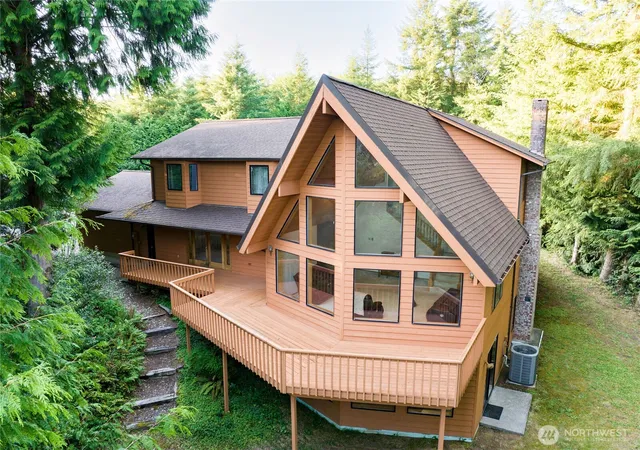 Photo 1 of Single family home for sale at 14 Overview Ln, Elma, WA 98541 | MLS# NWM2561960 | Listing updated on 2026-10-01