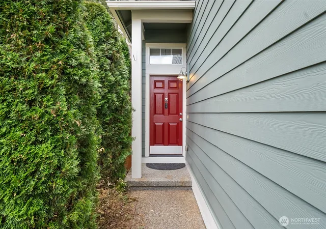 Photo 3 of Sale Pending at 22411 Se 244th Street, Maple Valley, WA 98038 | MLS# NWM2562055 | Listing updated on 2026-09-29