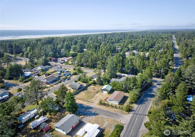 Photo 3 of Manufactured home for sale at 27305 Vernon Ave, Ocean Park, WA 98640 | MLS# NWM2562117 | Listing updated on 2026-09-23