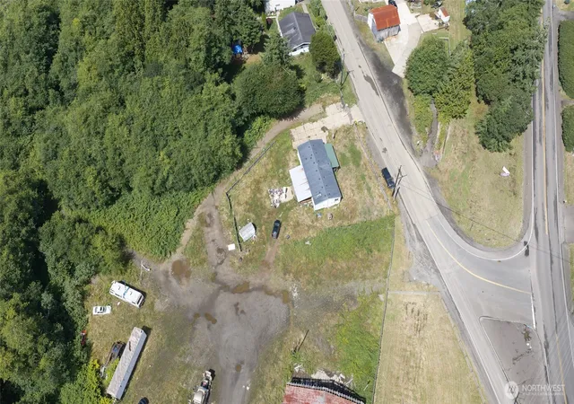 Photo 3 of Single family home for sale at 3 Copalis Beach Rd, Copalis Beach, WA 98535 | MLS# NWM2562630 | Listing updated on 2026-09-16