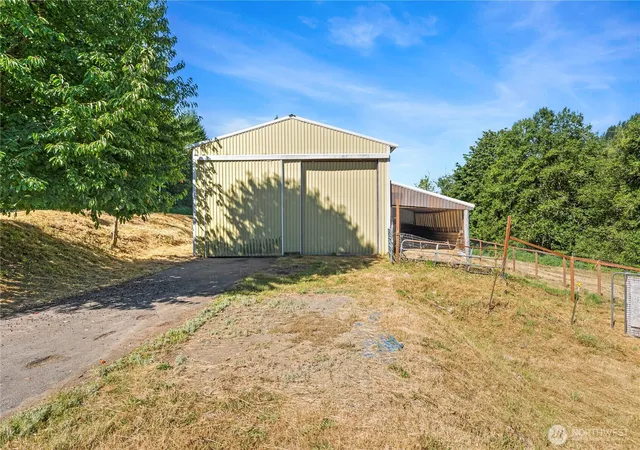 Photo 3 of Sale Pending at 431 Highland Valley Rd, Morton, WA 98356 | MLS# NWM2563109 | Listing updated on 2026-09-23