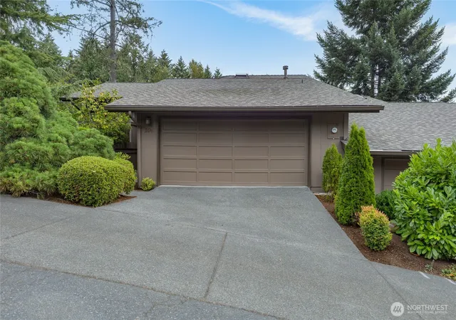 Photo 1 of Single family home for sale at 104 168th Avenue Ne, Bellevue, WA 98008 | MLS# NWM2563619 | Listing updated on 2026-09-18