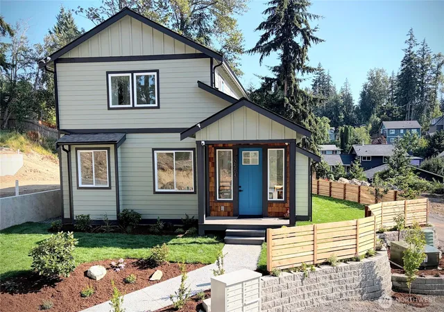 Photo 2 of Single family home for sale at 2504 Fireweed Ln, Bellingham, WA 98229 | MLS# NWM2563729 | Listing updated on 2026-09-23