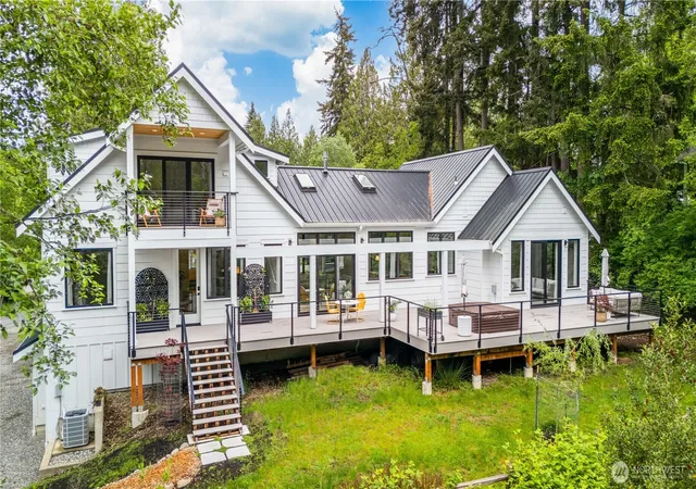 Photo 1 of Sale Pending at 4357 Lakehill Ln, Bellingham, WA 98229 | MLS# NWM2563846 | Listing updated on 2026-09-17