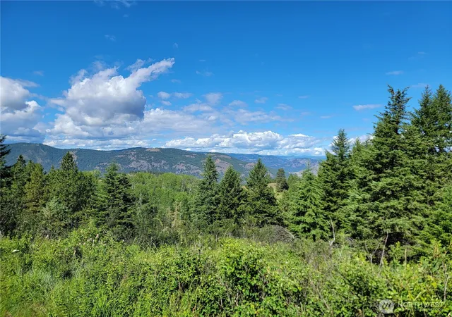Photo 1 of Sale Pending at 29 Yellow Brick Rd, Curlew, WA 99118 | MLS# NWM2564047 | Listing updated on 2026-09-16