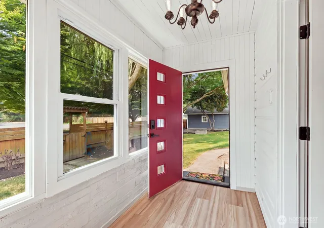 Photo 3 of Sale Pending at 38564 Se River St, Snoqualmie, WA 98065 | MLS# NWM2564059 | Listing updated on 2026-09-18