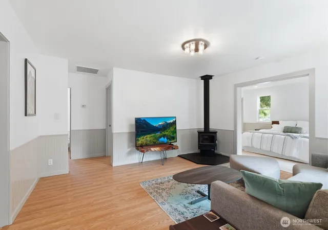 Photo 4 of Sale Pending at 38564 SE River St, Snoqualmie, WA 98065 | MLS# NWM2564059 | Listing updated on 2026-09-18
