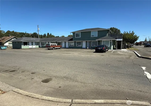 Photo 1 of Multi family home for sale at 2320 Simpson Ave, Aberdeen, WA 98520 | MLS# NWM2564295 | Listing updated on 2026-09-23