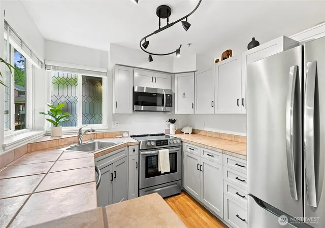 Photo 3 of Condo for sale at 3903 243rd Place SE #N301, Bothell, WA 98021 | MLS# NWM2564327 | Listing updated on 2026-09-26